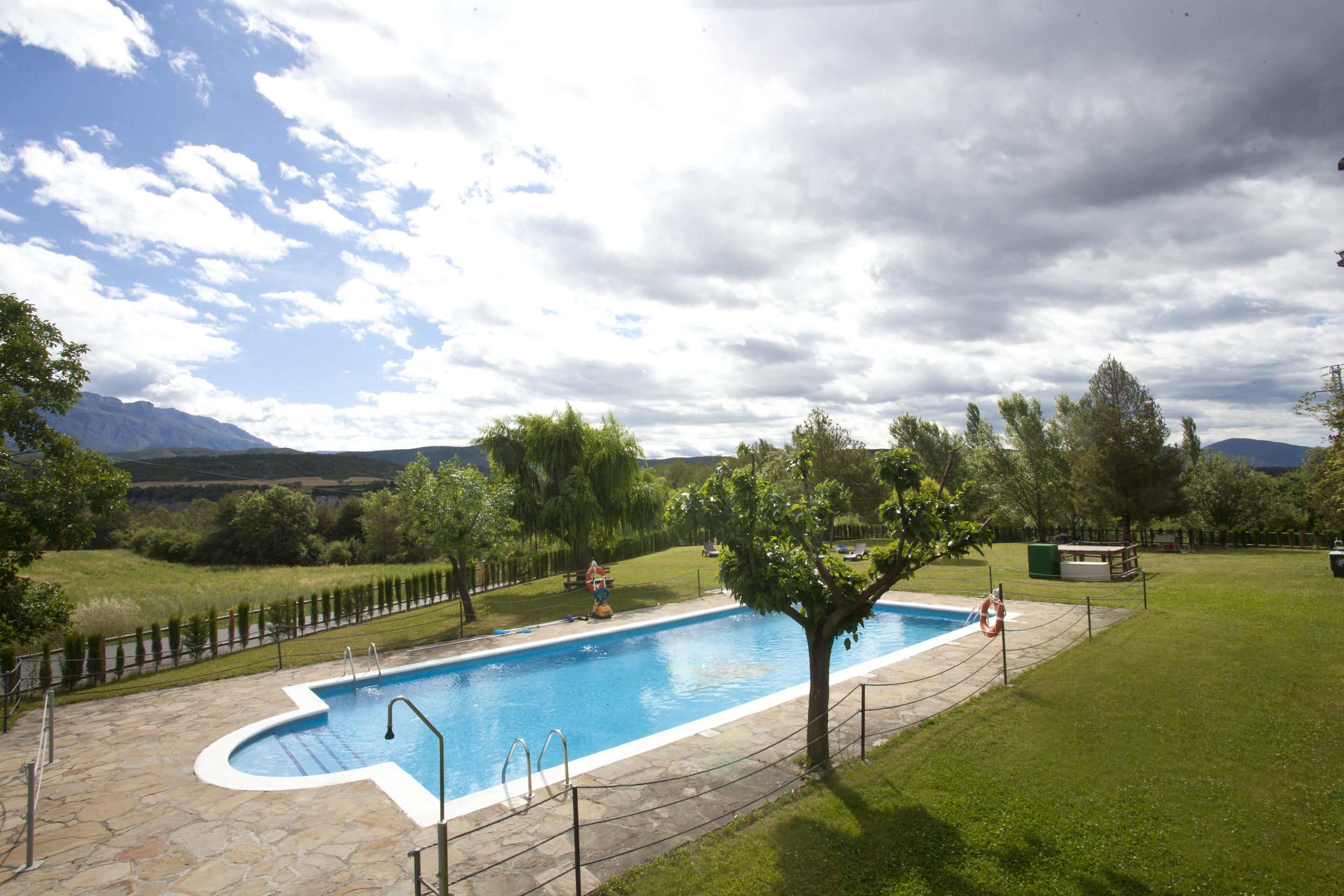 Hotel & Spa Pena Montanesa Aínsa Exterior foto
