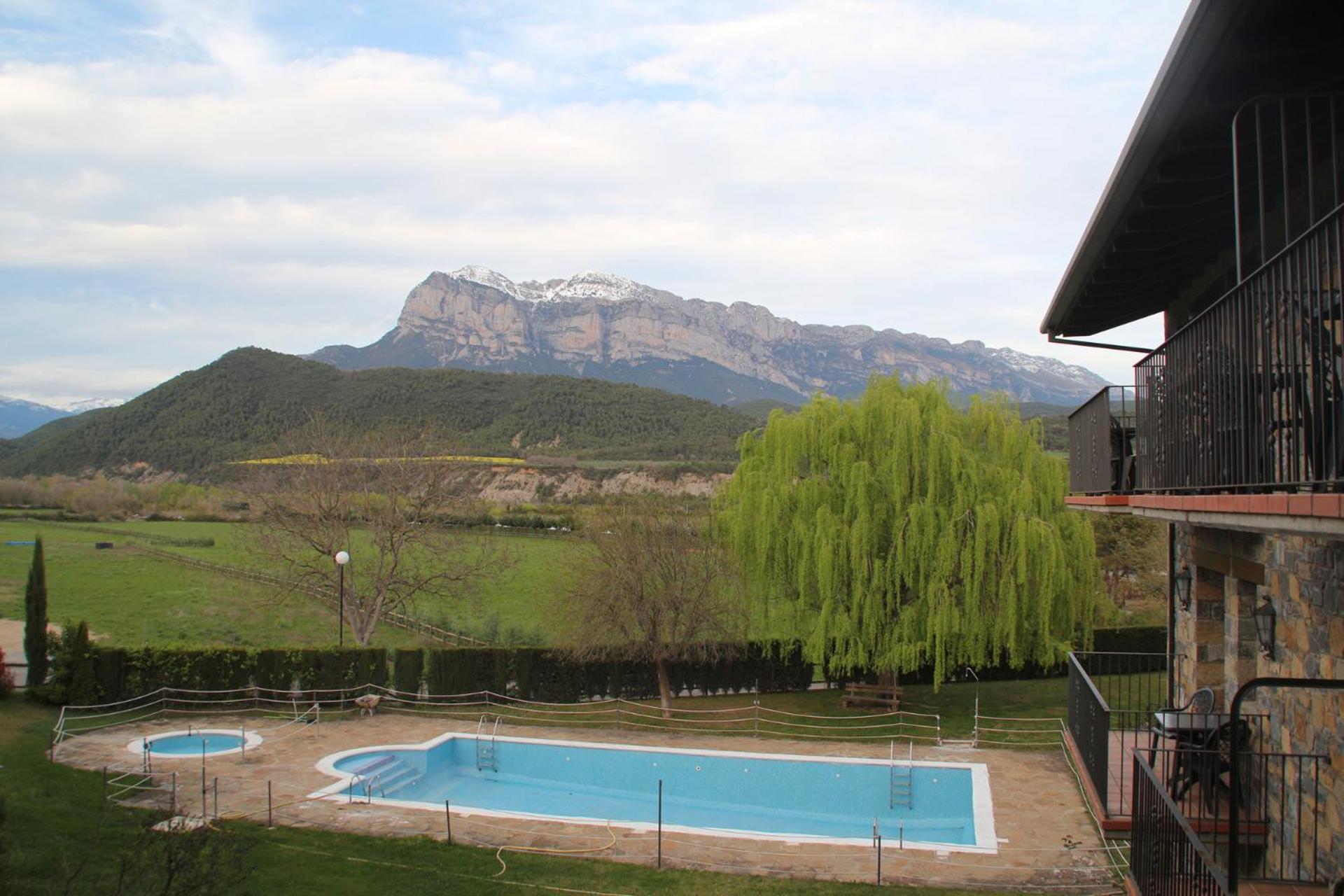 Hotel & Spa Pena Montanesa Aínsa Exterior foto